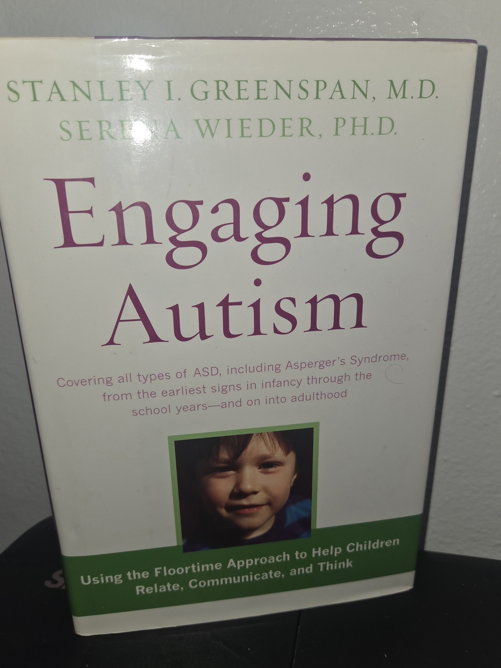 Engaging Autism - Kids Resource (White, Purple, Green)